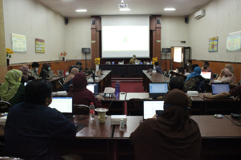 Tingkatkan Kemampuan Publikasi Artikel Ilmiah Dosen,Prodi Manajemen Gelar Workshop Publikasi