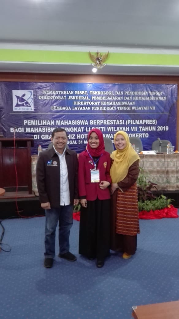 Berkat Sagu “Dita Fomara Tuasikal”, Mahasiswi Prodi Manajemen yang Lulus Tanpa Skripsi Tahun 2020
