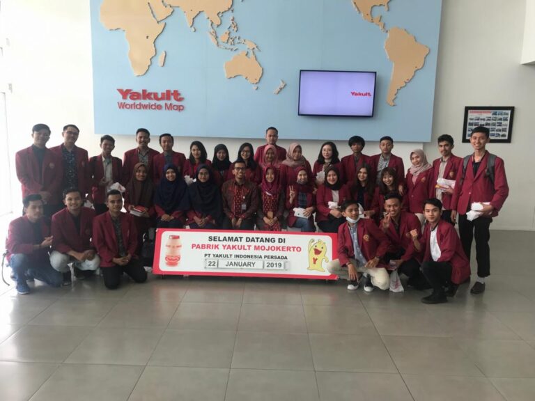 Laboratorium Manajemen Bekerja sama dengan Prodi Manajemen Adakan Studi Excursie Jatim