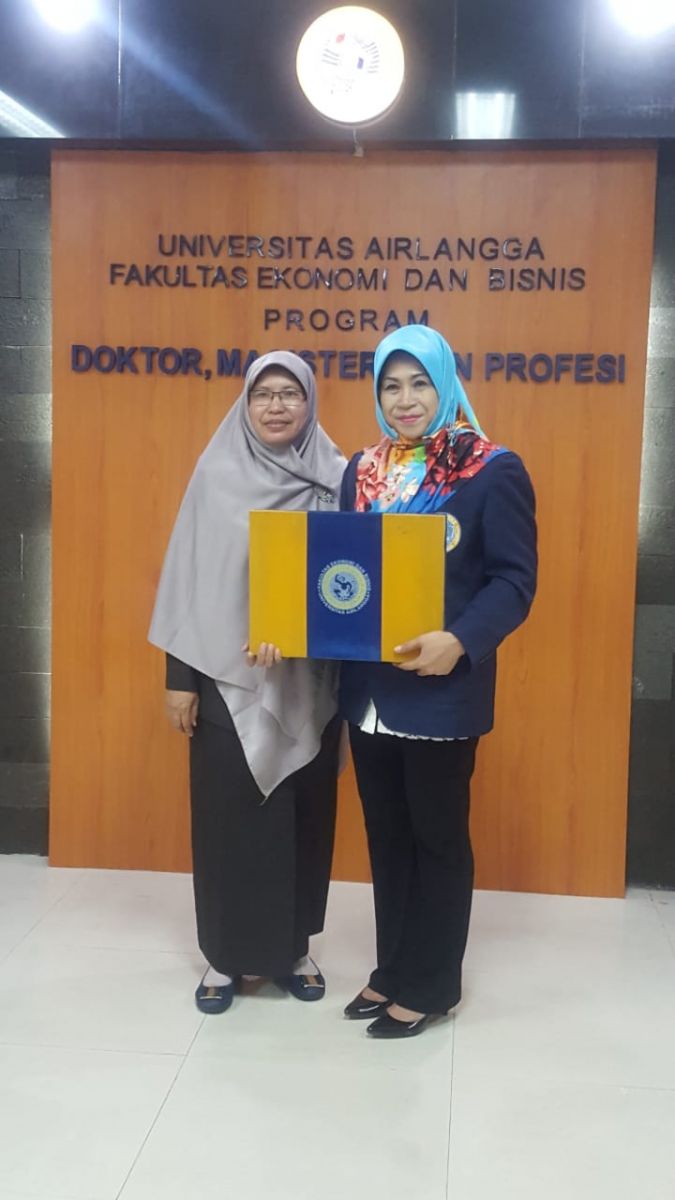 Ratih Juliati, Menambah Dosen Prodi Manajemen Bergelar Doktor