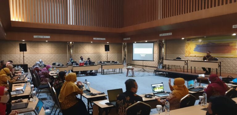 Prodi dan Laboratorium Manajemen Kembangkan Pelatihan Sertifikasi Manajemen Sumber Daya Manusia