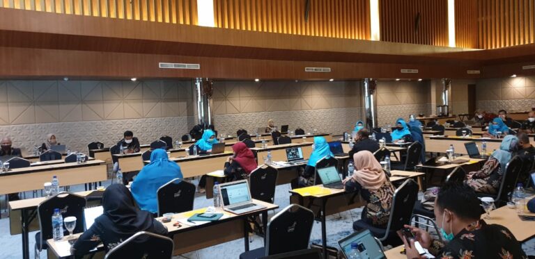Evaluasi dan Feed Back Pelaksanaan Praktikum oleh Laboratorium Manajemen