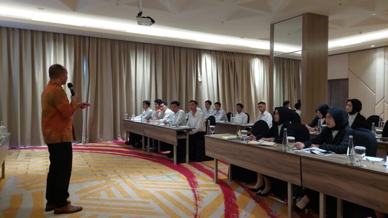 Mahasiswa CoE Hotel Berkesempatan Membuat Demand Forecasting Bersama Para Ahli Praktisi di Hotel Grand Mercure Malang Mirama