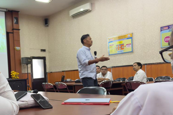 Pengajian Ramadhan Manajemen FEB: Prof. Syamsul Arifin Bedah Hakikat Ikhlas