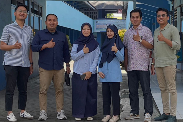 Satu Hari, Banyak Kolaborasi: Prodi Manajemen UMM Sambangi SMK Muhammadiyah 1 Kepanjen