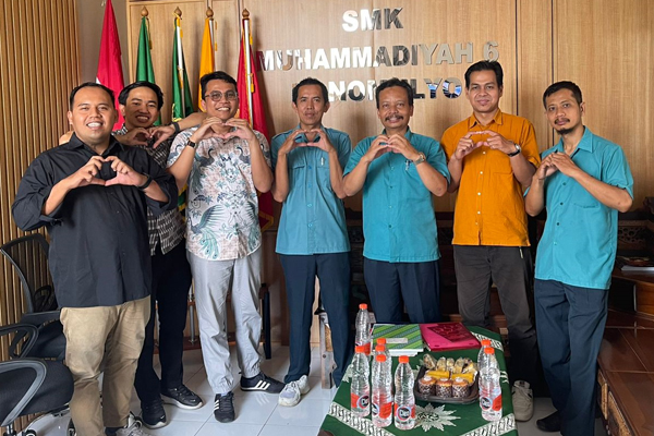 Jangkau Wilayah Selatan Malang, Prodi Manajemen UMM Kunjungi SMK Muhammadiyah 6 Donomulyo