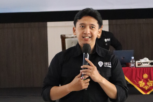Integrasi Gen-AI dalam Riset Akademik: Mengupas Strategi Penyusunan Skripsi yang Bijak dan Akuntabel